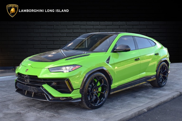 2023 Lamborghini Urus Performante