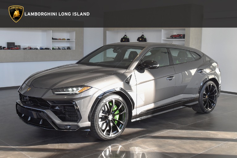 2022 Lamborghini Urus 
