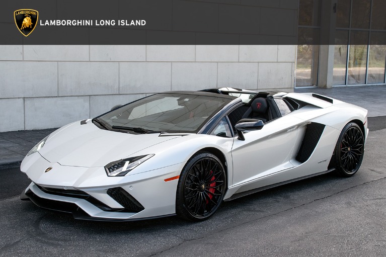 2019 Lamborghini Aventador S LP 740-4 S
