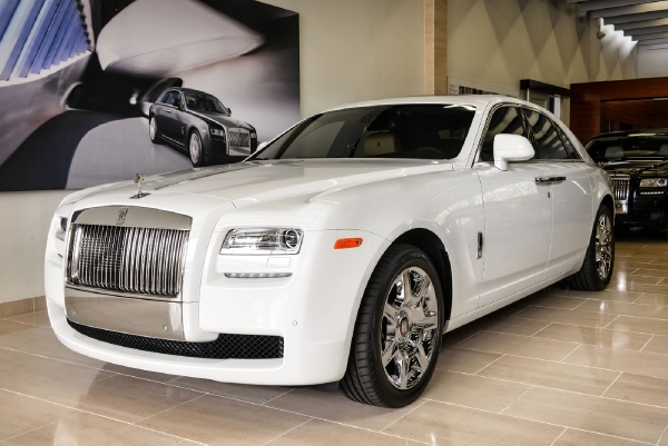 RollsRoyce Ghost 10 năm tuổi tại Việt Nam rao giá hơn 8 tỉ đồng
