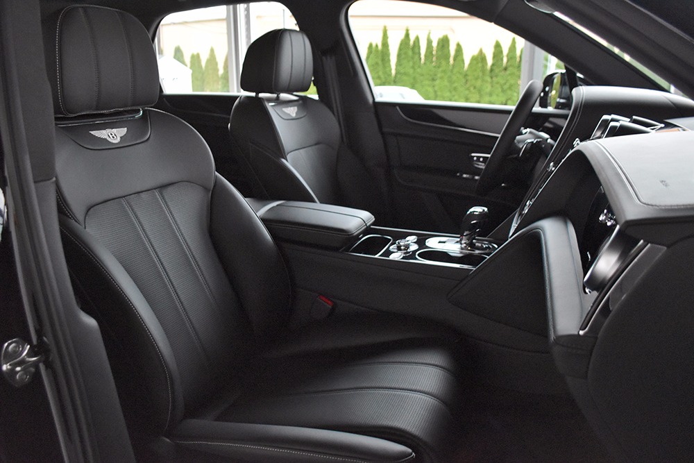 【未使用品／現地購入品】2019＆2018マスターズリミテッドマーカー２個セット Used 2018 Bentley Bentayga Onyx Edition For Sale (Sold