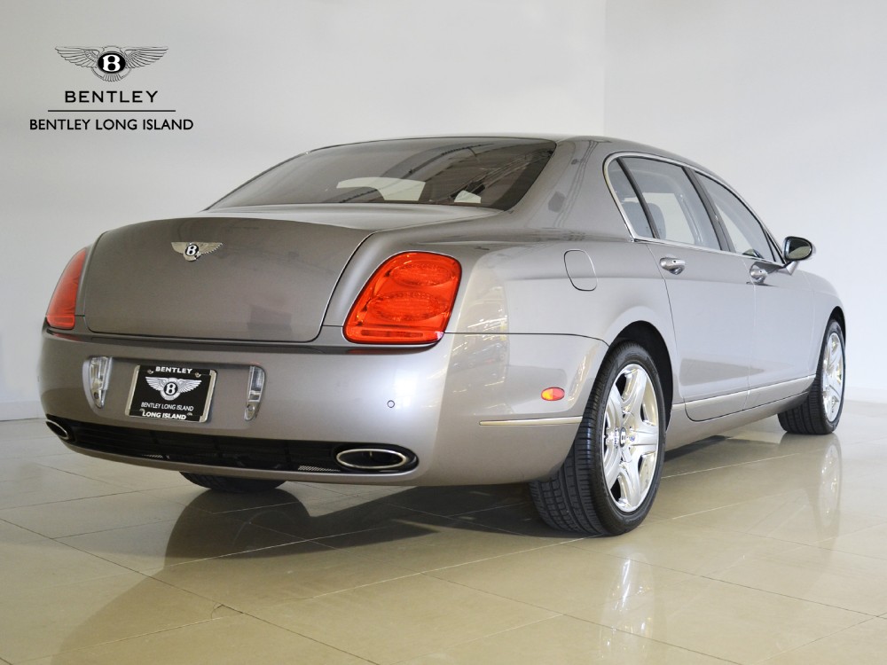 1/43 Scale 2005 Bentley Continental Flying Spur (5