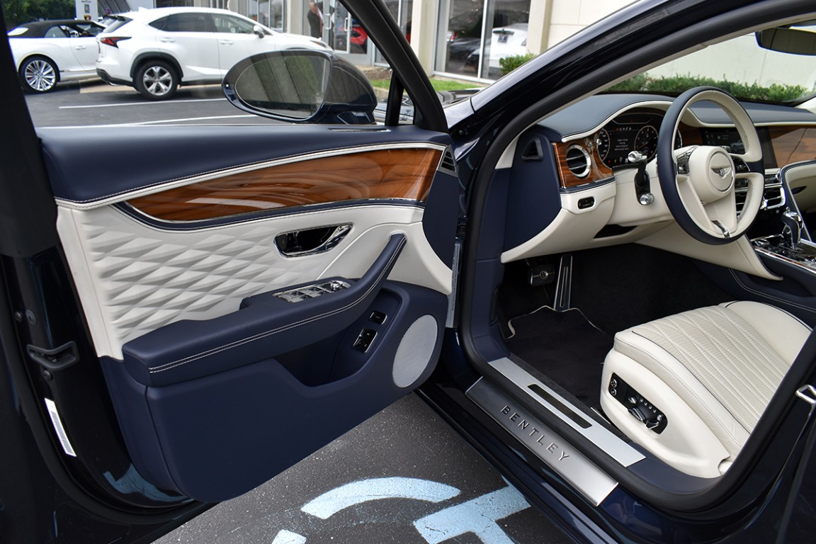 Used 2020 Bentley Flying Spur W12 For Sale (Sold) | Bentley Used 2020 Bentley Flying Spur W12 For Sale (Sold) | Bentley