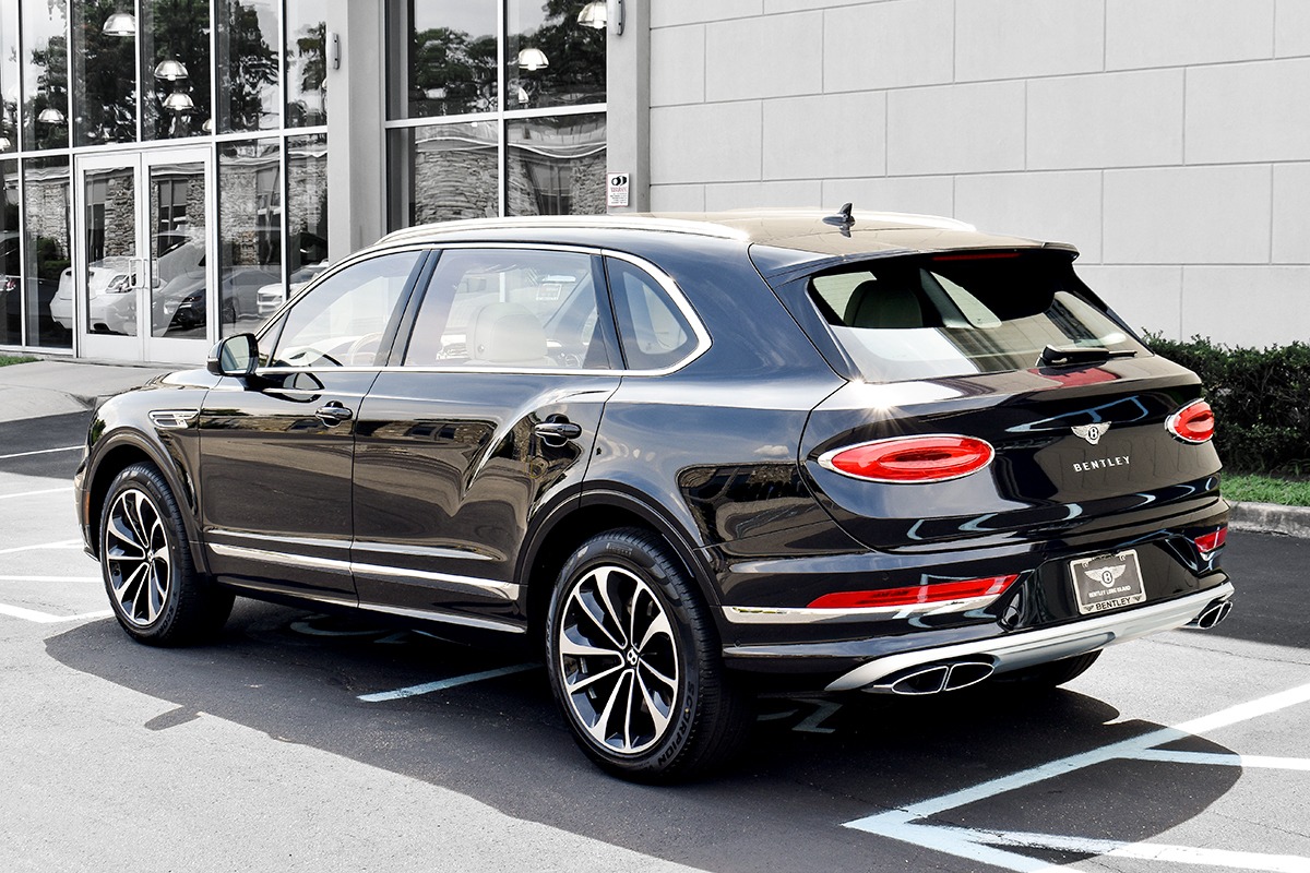 Used 2023 Bentley Bentayga EWB V8 For Sale (Sold) | Bentley Used 2023 Bentley Bentayga EWB V8 For Sale (Sold) | Bentley