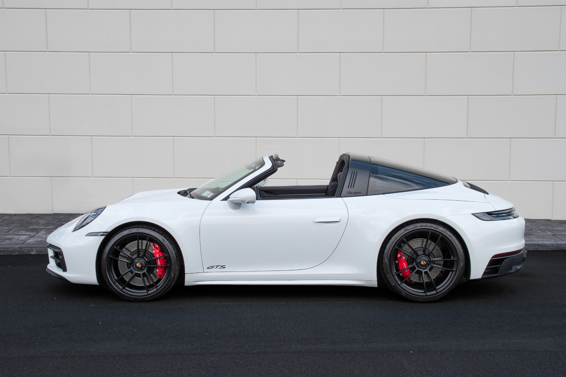 MINI GT Porsche 911 Targa 4S White 2個セット Mini GT Porsche 911 Targa 4S | White - YouTube