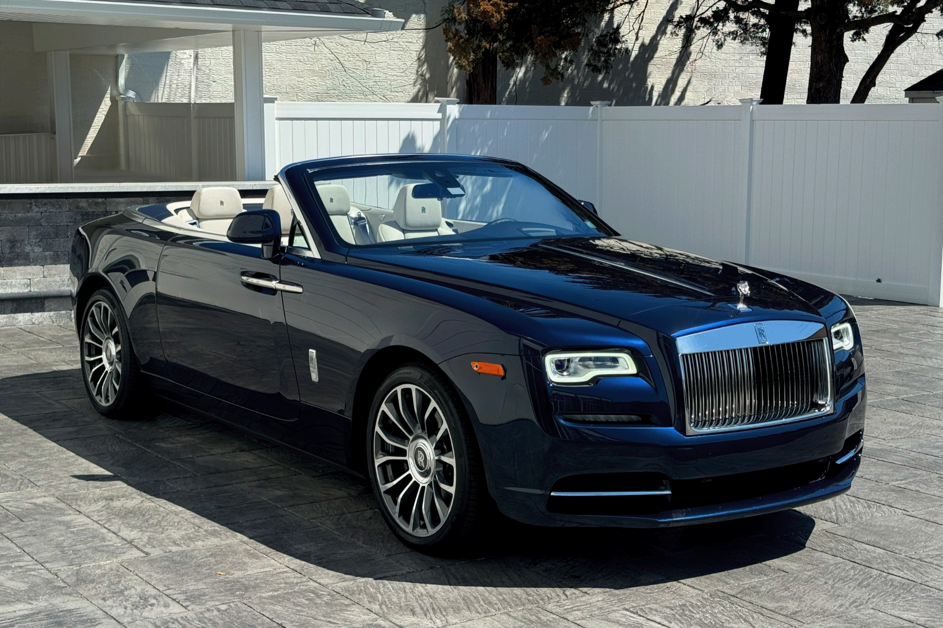 洋書 ROLLS ROYCE IN AMERICA Used 2020 Rolls-Royce Dawn For Sale (Sold) | Bentley Long
